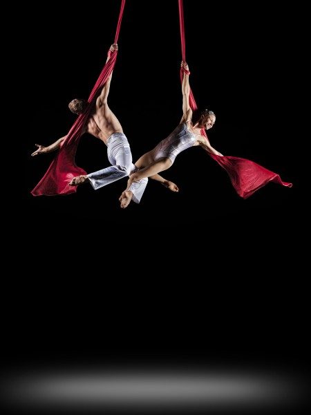 Cirque de la Symphonie aerial duo Alexander Streltsov and Christine Van Loo